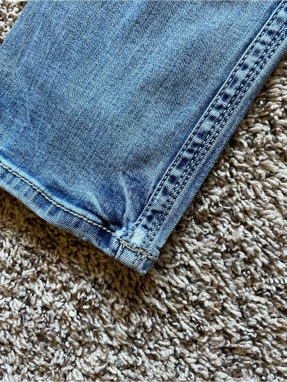 BKE ALEC Straight Leg Light Wash Jeans Men’s 29x30 (measures 28x29) ABP5197